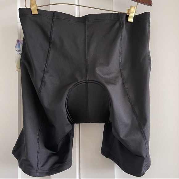Padded biking shorts for bike riding, stationary bikes or spin class - Picture 6 of 8